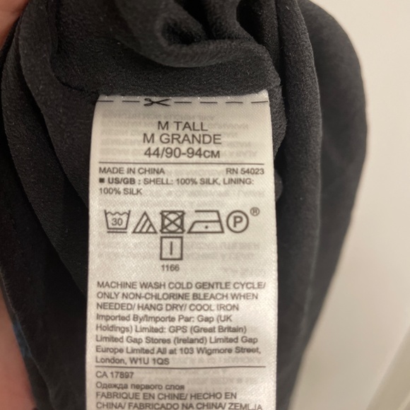 Banana Republic Medium 100% Silk Floral Tank - Picture 5 of 5